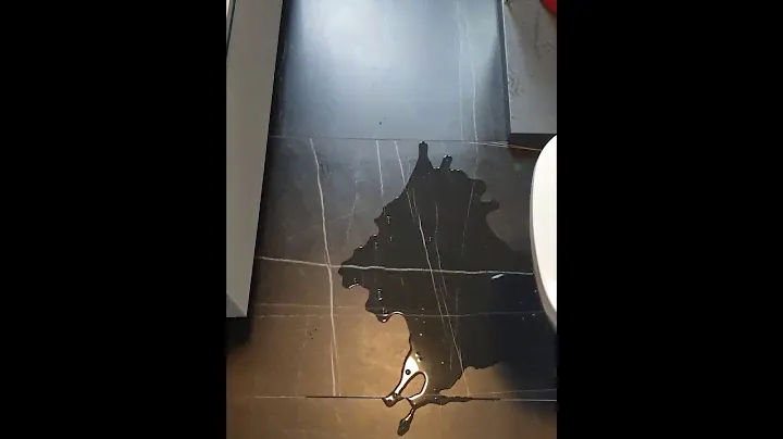 Pulire il Gres Porcellanato... Rimuovere macchie e aloni...  ECONOMICO!!